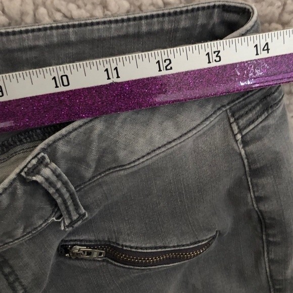 Cabi Women’s 5167 Skinny Jeans Gray Size 6 Low Rise Stretch Zip Pocket Pants - Picture 10 of 11